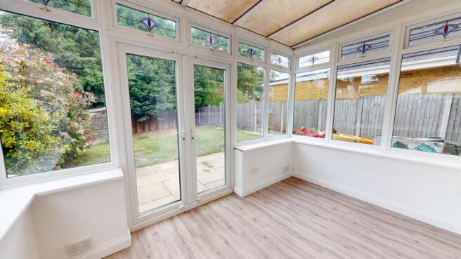 4 bed Detached Bungalow for sale Image 7