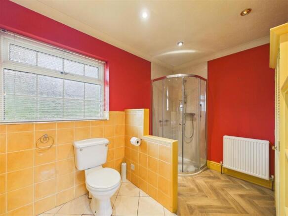3 bed Detached Bungalow for sale Image 8