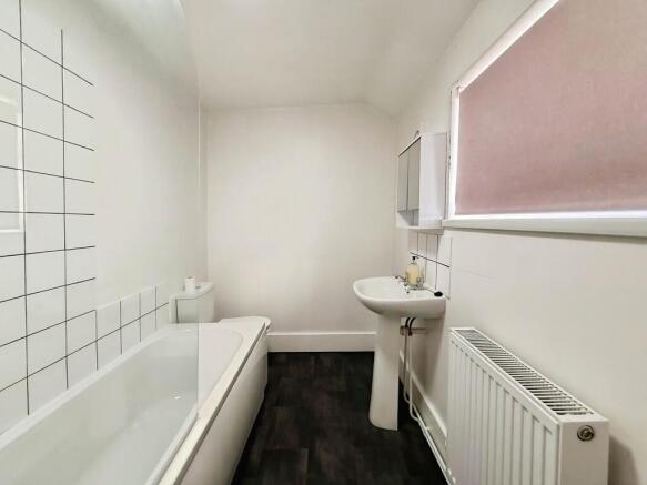 824b3b53-WhatsApp...