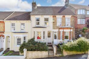 87, Longfield Road, Dover CT17 9QR