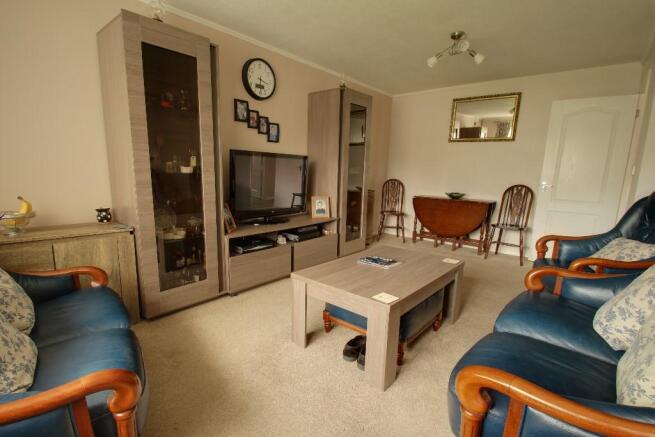 Sitting/Dining Room