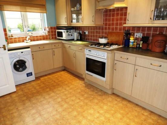 Kitchen/Breakfast Rm