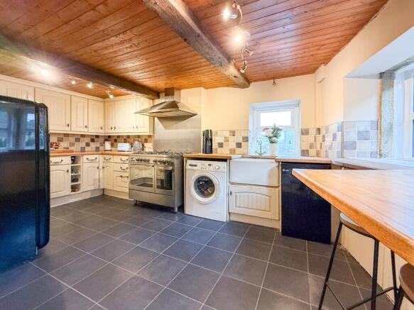 2 bed Cottage for sale Image 5