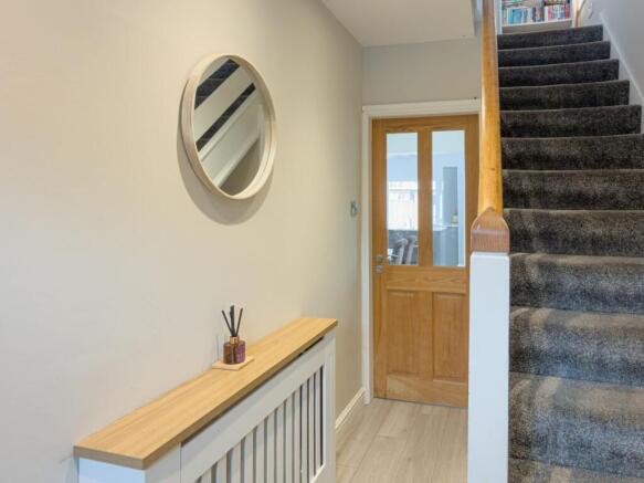 3 bed Semi-Detached for sale Image 10