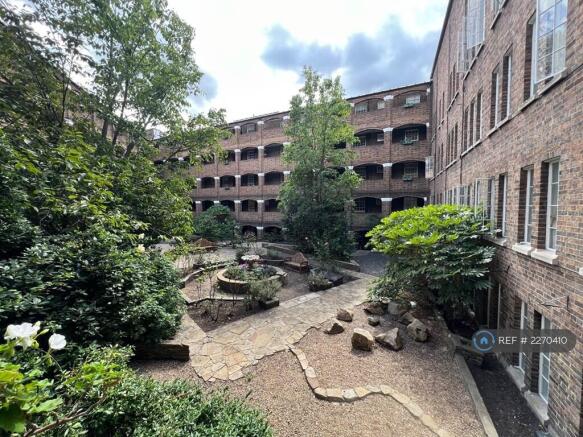 Communal Courtyard Garden