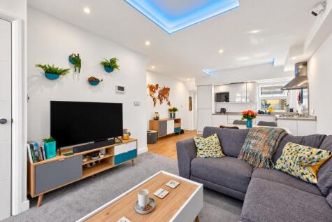 Landor Road, London