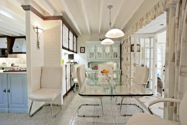 Breakfast Room