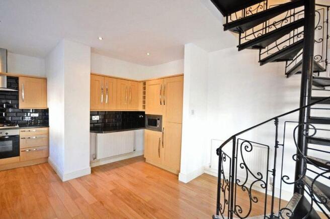 Kitchen/Lounge