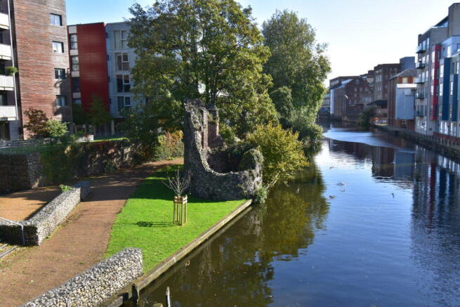 Photo 24