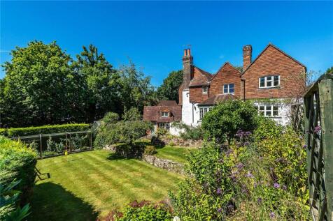 The Street, Ewhurst, Cranleigh, Surrey, GU6