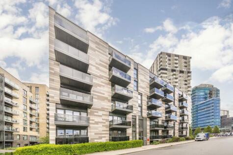 Radial Avenue, Canary Wharf