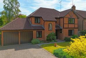 7, Wimbushes, Wokingham RG40 4XG