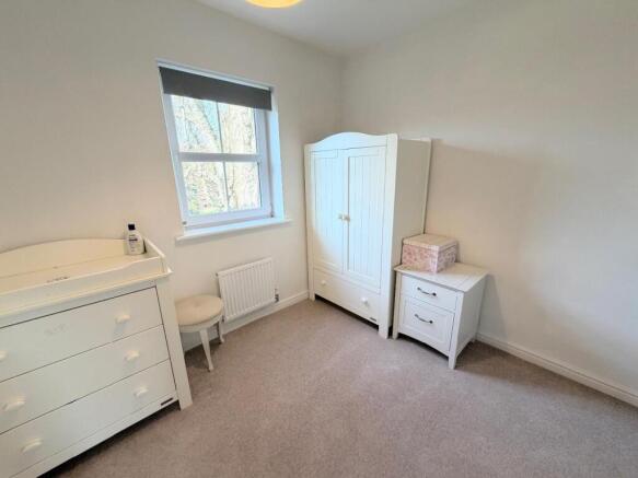 4 bed Detached for sale Image 11