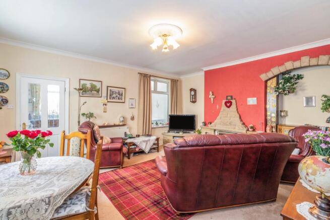 Sitting/Dining Room