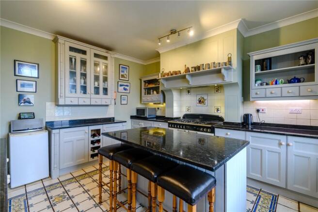 Fitted Kitchen