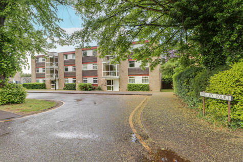 Milton Road, Harpenden, AL5