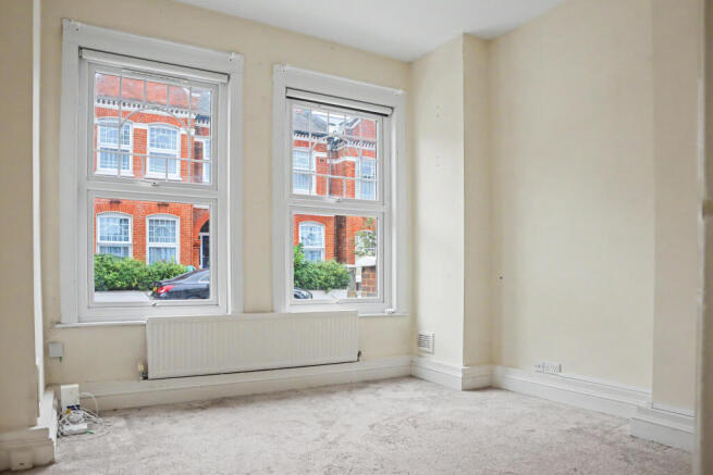 Flat 1, 39 Dafforne Road, Tooting, London SW17 8TY