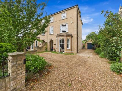 Cambridge Road, Lexden, Colchester, Essex, CO3