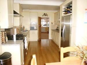 Kitchen/Breakfast Rm