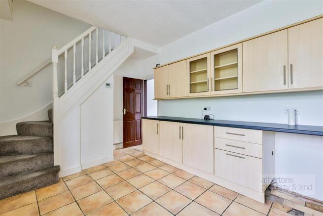 2 bed Terraced for sale Image 8
