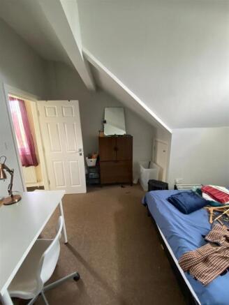 2 bed House to rent Image 6