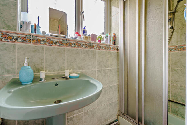 8435877-interior12-800