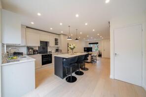 25b, Dering Road, Croydon CR0 1DS