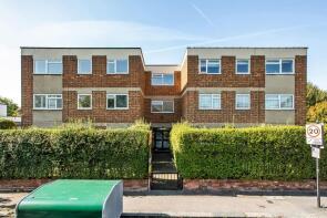 Flat K, 2a St James Court, Elsinore Road, London SE23 2SJ