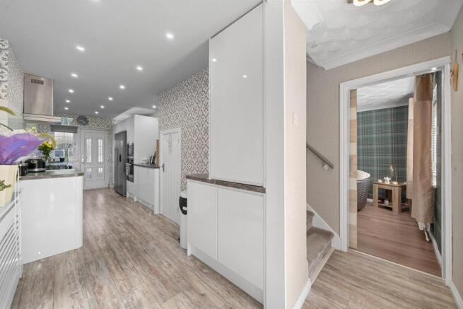 Canterbury Way, Netherton, Bootle photo 4