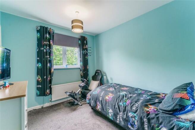 4 bed Detached for sale Image 11