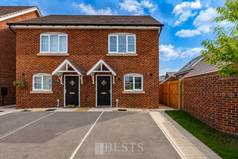 Girton Close, Sandymoor, Runcorn