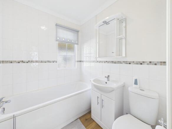 2 bed Park Home for sale Image 8