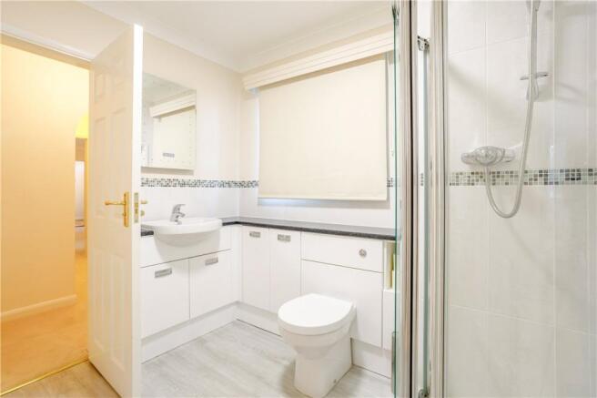 En Suite Bathroom