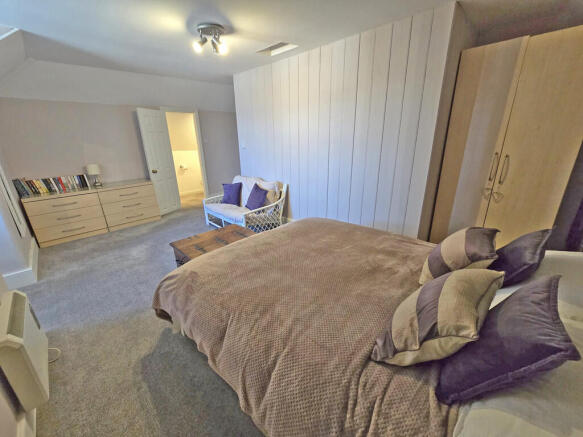 TOP ROOM