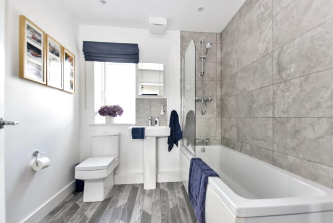 2 bed Apartment for sale Image 11