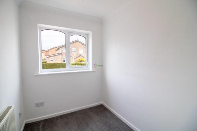 2 bed End of Terrace to rent Image 9