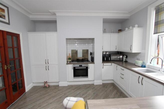 3 bed End of Terrace for sale Image 3