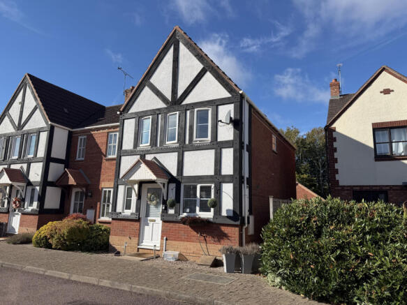 3 Bedroom End Terrace for Sale