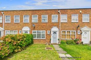 28, Shaftesbury Crescent, Staines-upon-thames TW18 1QW