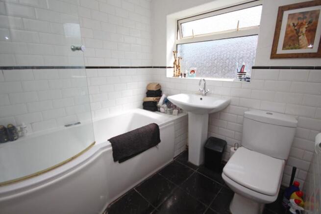 Bathroom/Wc