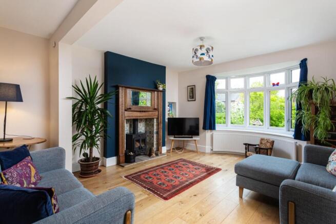 4 bed Detached for sale Image 8