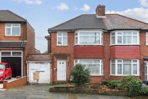 21, Kynance Gardens, Stanmore HA7 2QJ
