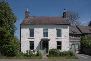 Rosamund House, Clifford Castle Road, Hereford HR3 5EU