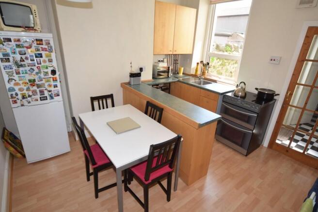 KITCHEN DINER