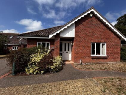 Lowestoft Road, Reydon