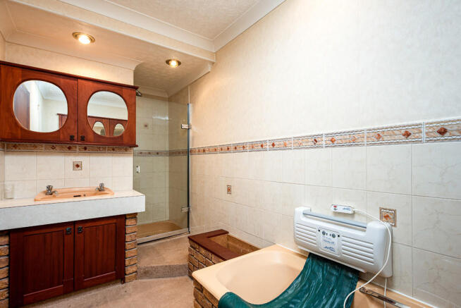 Photo 20
