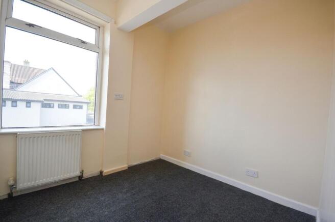 3 bed Terraced to rent Image 7
