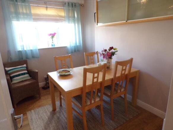 Dining Room / Bedroo