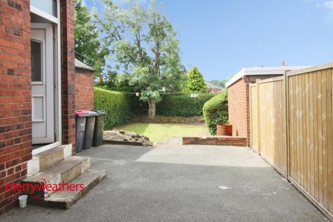 4 bed Semi-Detached for sale Image 11