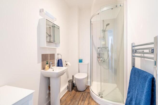 3 bed Town House for sale Image 6